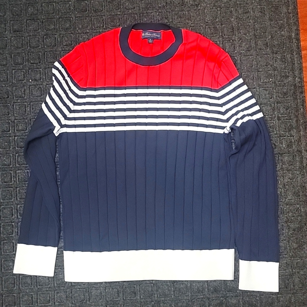Women's sweater